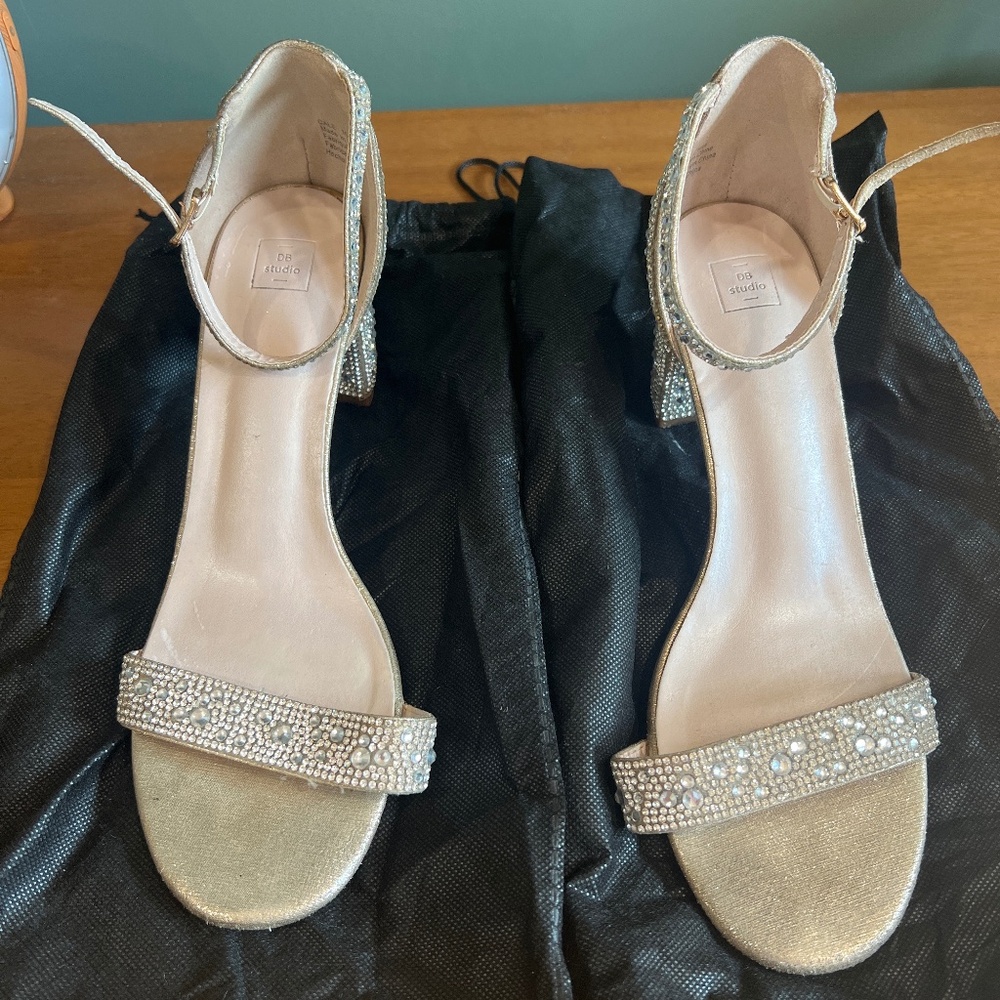 Champagne rhinestone sandal